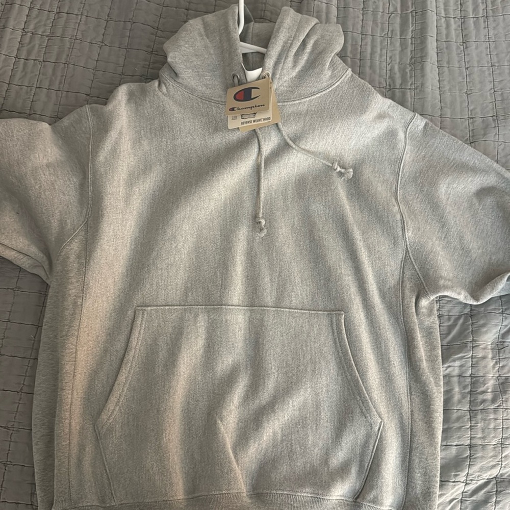 Champions hoodie men’s size medium